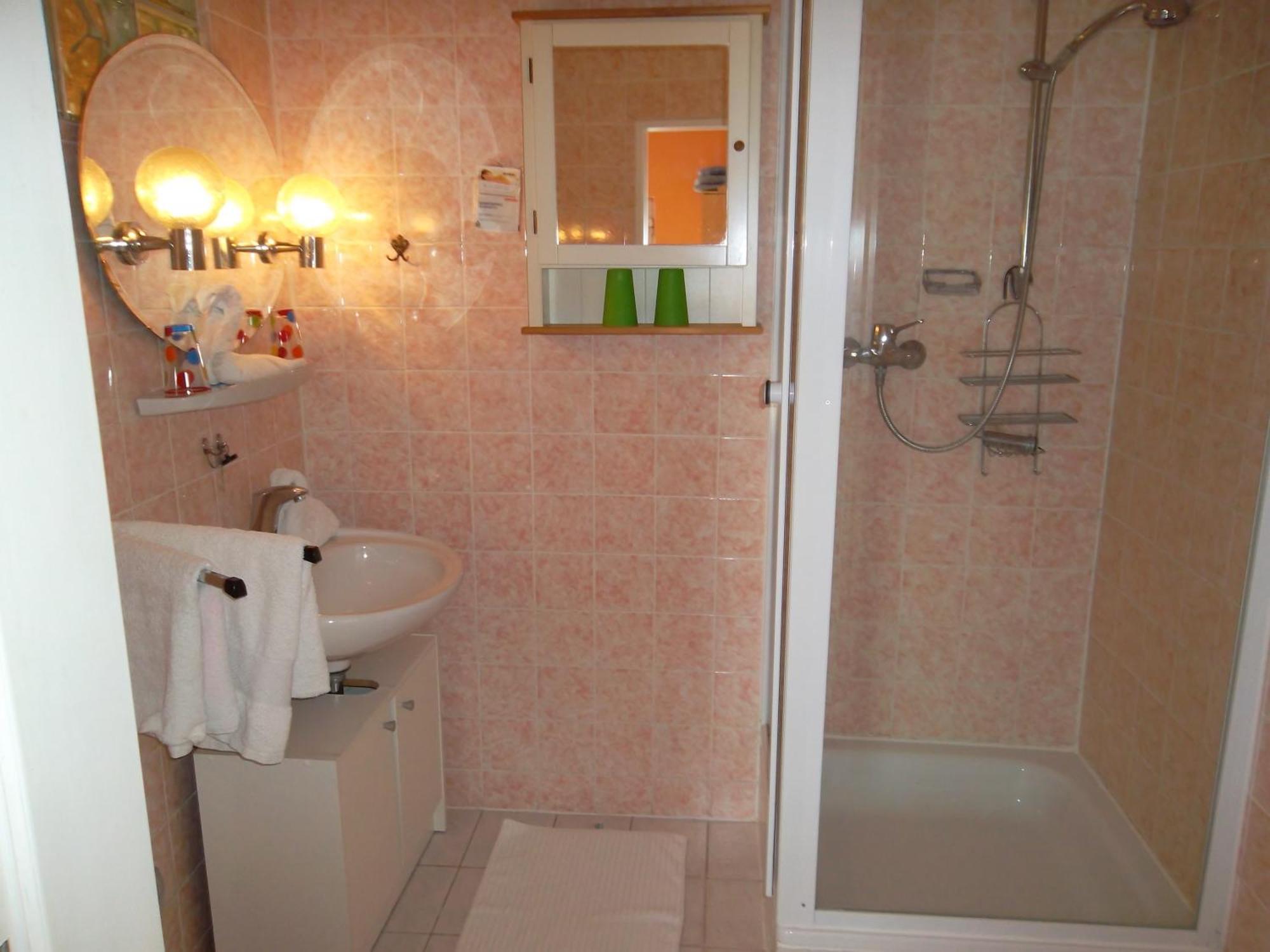 Gasthof Und Pension Mainzer Rad Швецинген Екстериор снимка